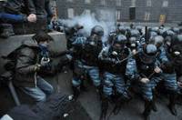 МВД подсчитывает потери после противостояния на Евромайдане: 75 силовиков госпитализированы